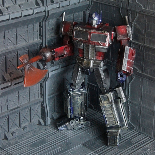 Weijiang WJ MPP10 Oversized Optimus Prime Extremely Damaged Version